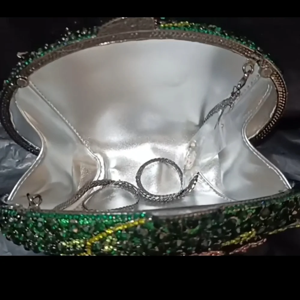 🌹 NWT  Crystals Clutch   *Minaudiere. in box.